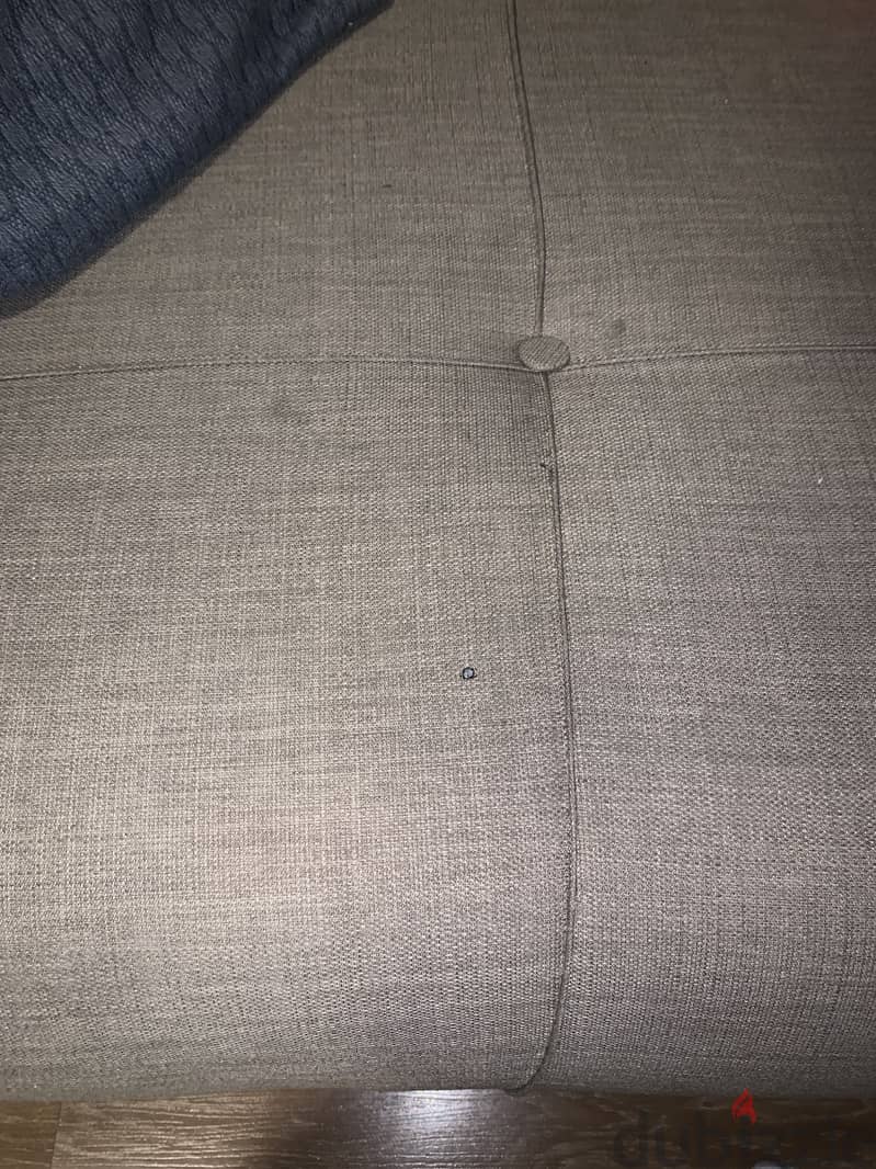 Comfy extendable couch for sale 3