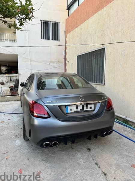 Mercedes-Benz C-Class 2019 1