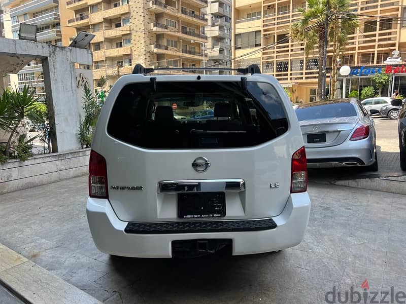 Nissan Pathfinder 2006 4