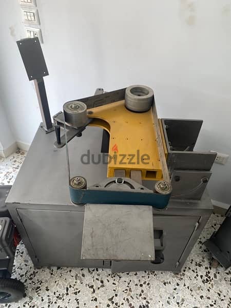 Belt Sander with Vertical/Horizontal Operation for Precise Finishing 1