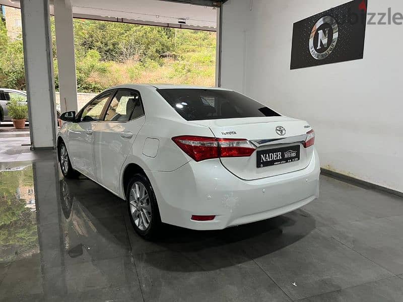 Toyota Corolla 2015 Company Source 2.0 7