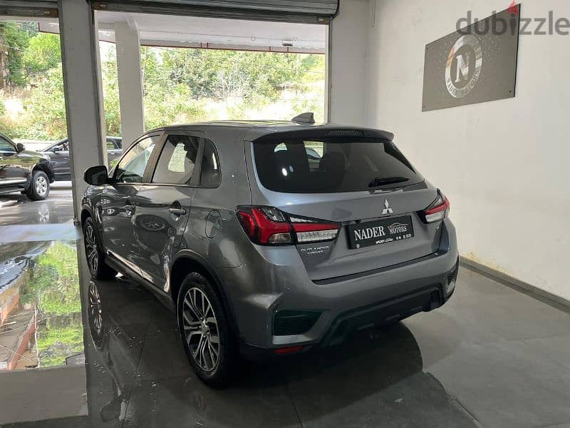 Mitsubishi Outlander Sport 2020 11