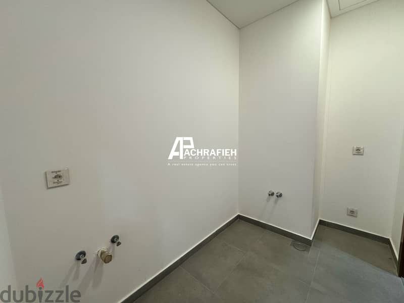 Office For Rent in Achrafieh - مكتب للإجار في الأشرفية 18