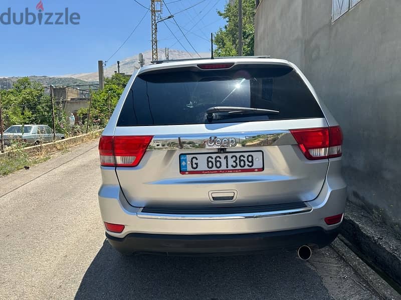 Jeep Grand Cherokee 2011 3