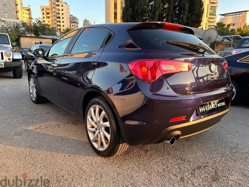 Alfa Romeo Giulietta TGF source one owner 4