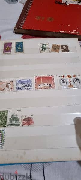 2 big albums are very old stamps  from around the worldgood collection 4