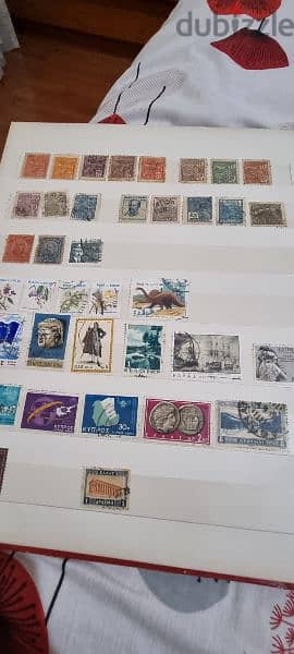 2 big albums are very old stamps  from around the worldgood collection 18