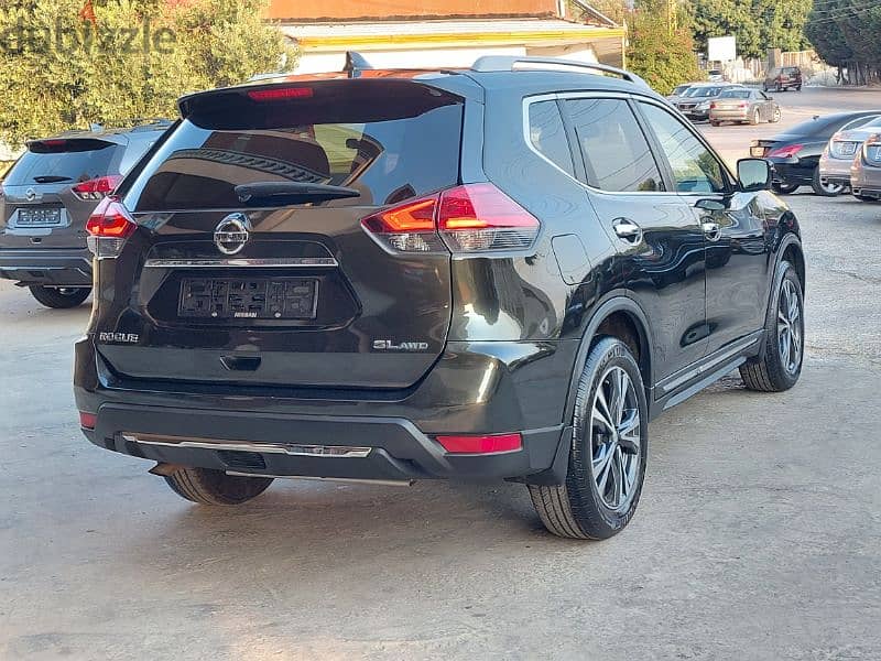 Nissan Rogue 2017 SL super clean full options 3