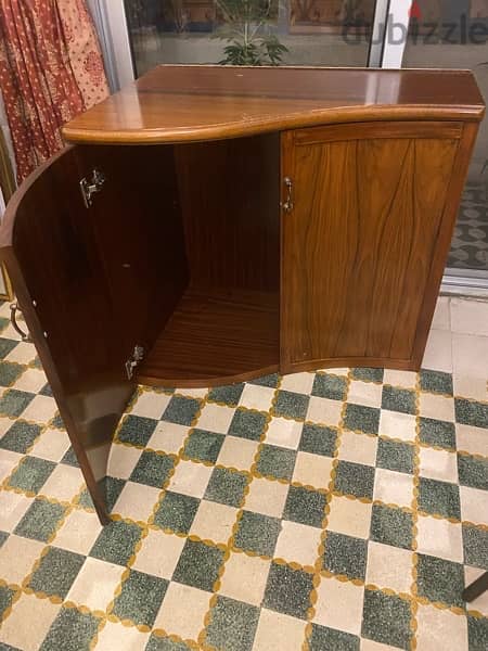 Sideboard/Bar/Cupboard - Excellent Original Wood 4