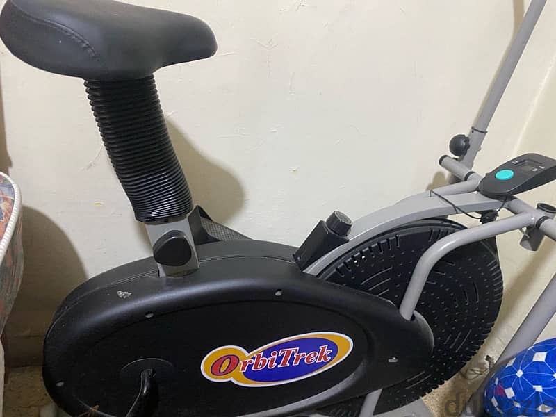 elliptical used like new 2