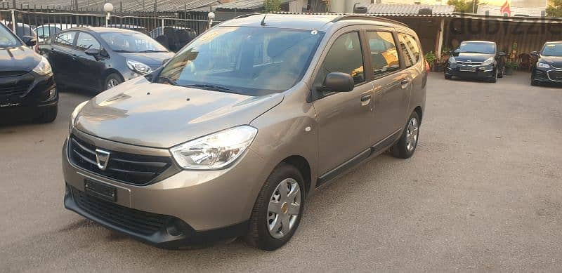 Dacia Lodgy 2015 manuel 7 seats f. o like new 3