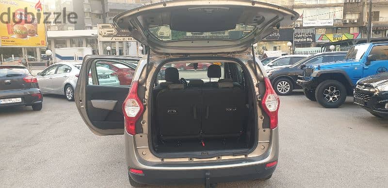 Dacia Lodgy 2015 manuel 7 seats f. o like new 19