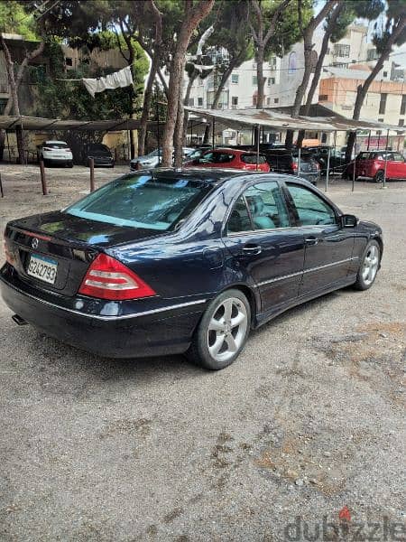 Mercedes-Benz C-Class 2006 2