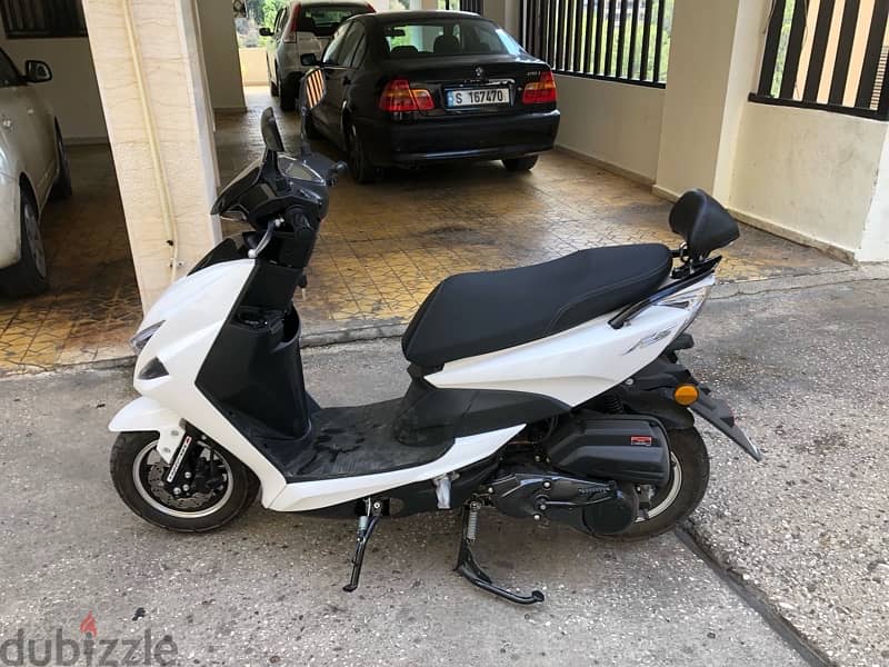 new fs meshye 150km lal be3 800$ 6