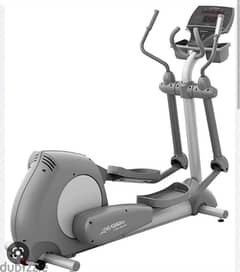 Life fitness Elliptical (Refurbished) 0