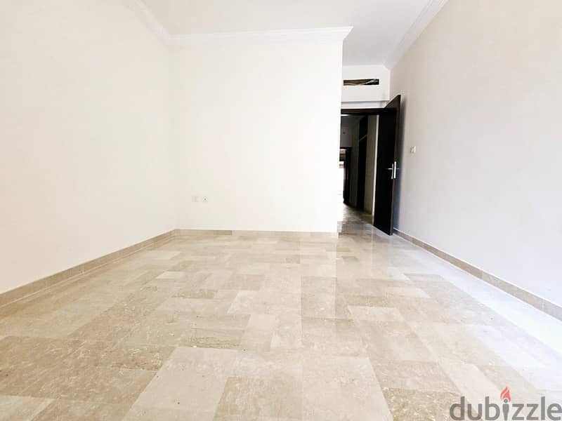 RA24-3594 Spacious Apartment 190 m² in Ain Mraiseh is now for rent 4