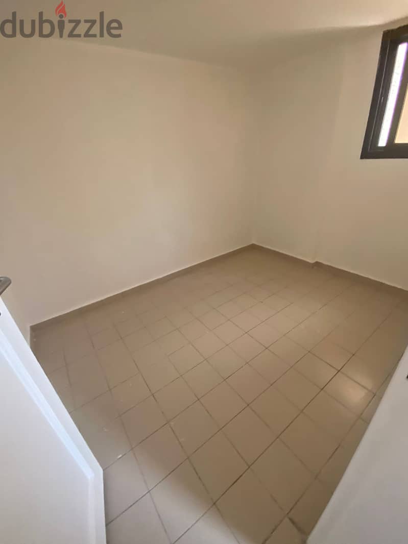 JNAH SPINNEYS , SPACIOUS APARTMENT (330SQ) 3 MASTER BEDS , (JNR-315) 10