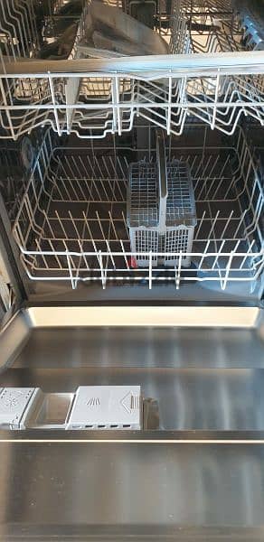 Bosch SGS33E22EU dishwasher never used 1