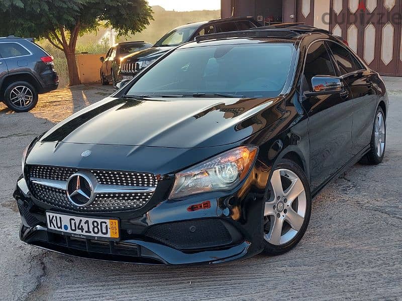 CLA 250 model 2017 4cylindres panoramic clean carfax 0