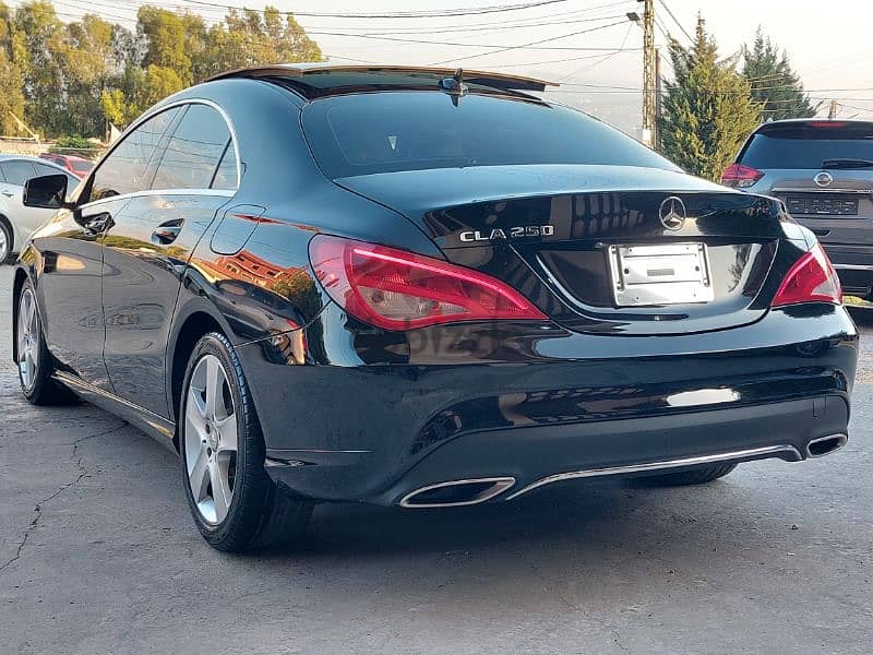 CLA 250 model 2017 4cylindres panoramic clean carfax 5