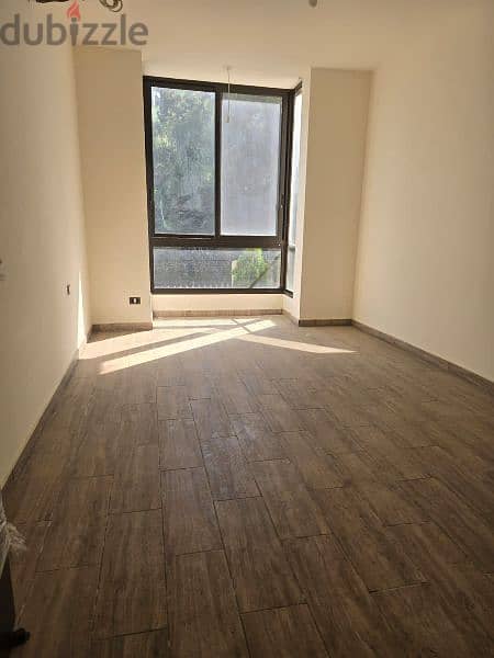 Jouret El Ballout apt for rent/150m2/600$ per month 2