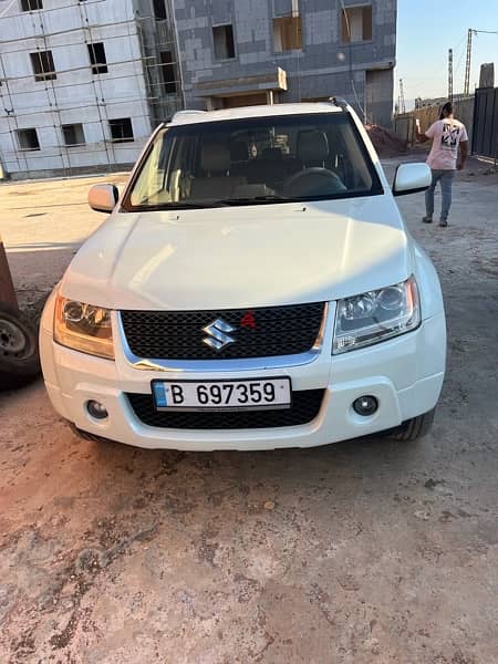 Suzuki Grand Vitara 2012 1