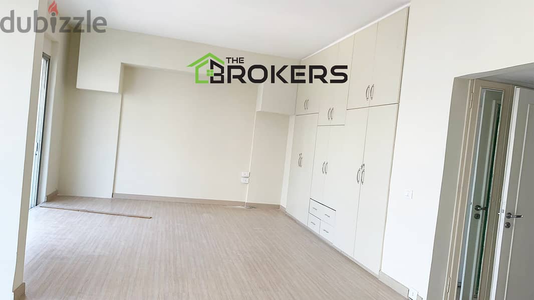 Apartment for Rent Sakiet El Janzeer شقة للايجار ساقية الجنزير 2