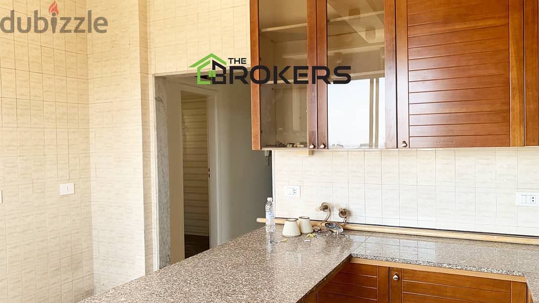 Apartment for Rent Sakiet El Janzeer شقة للايجار ساقية الجنزير 7