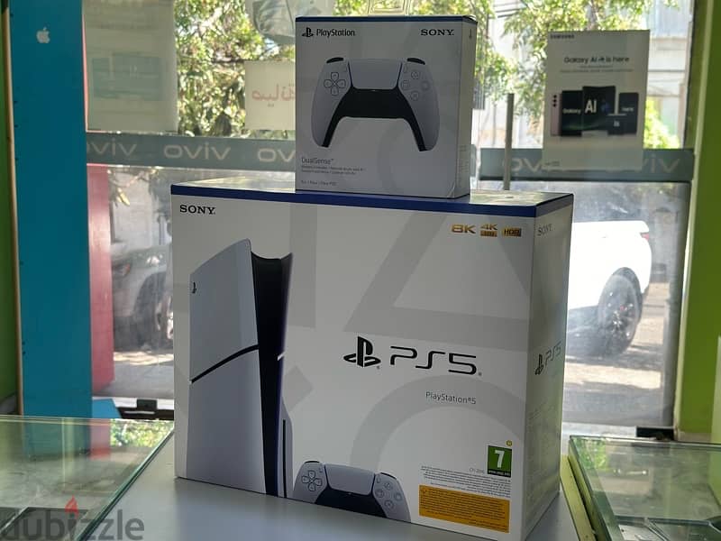 Playstation 5 1 Terra with two controller fatal year warranty 2