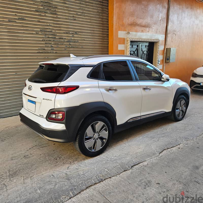 HYUNDAI KONA 2019 FULLY ELECTRIC CAR 3