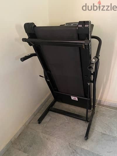 Treadmill for sale (READ DESCRIPTION)