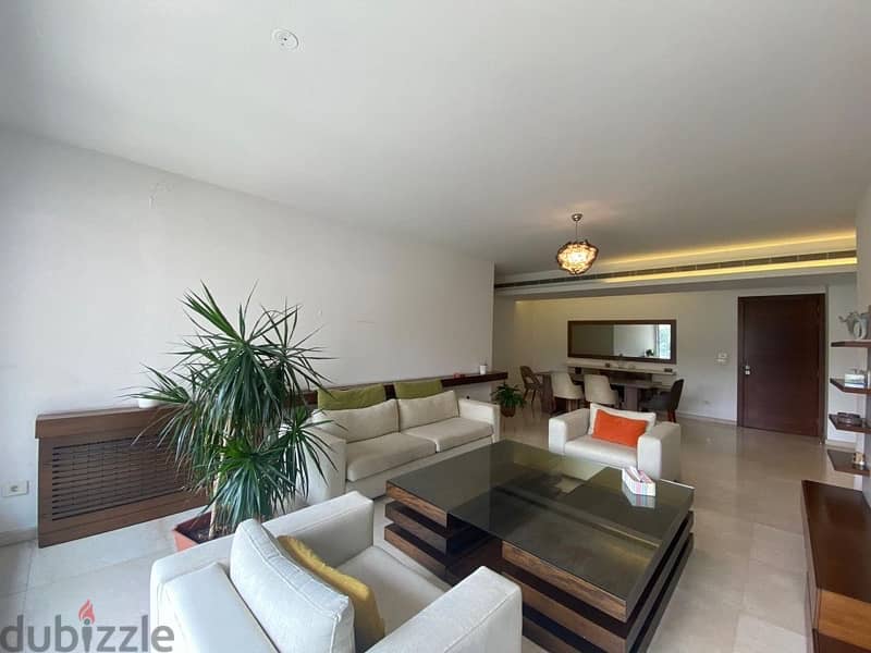 Modern furnished apartment in a prime location in Achrafieh. 4