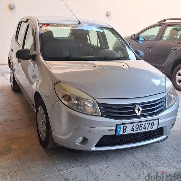 Renault Sandero 2012 6