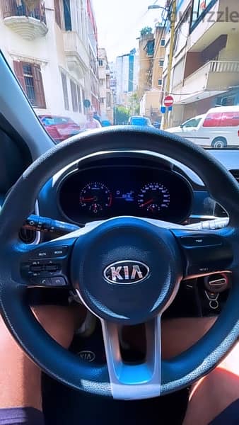 Kia picanto 2018 4