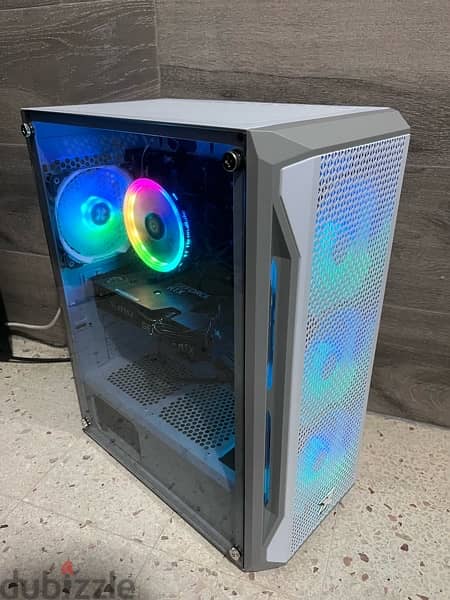 GAMING PC USED LIKE NEW 1