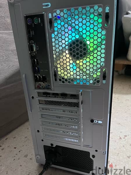 GAMING PC USED LIKE NEW 2