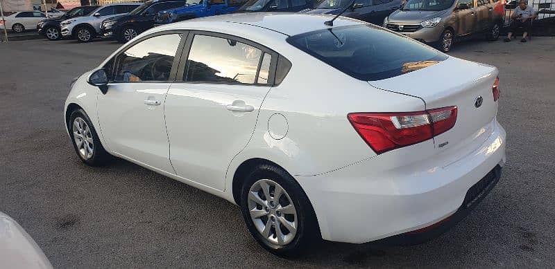 Kia Rio 2017 source company  f. o like new 4