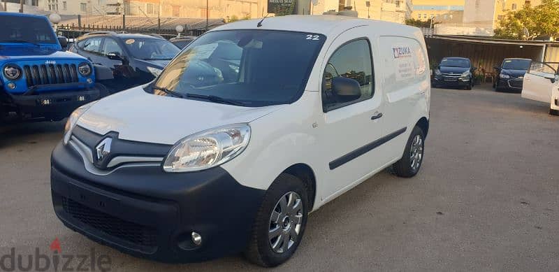 Renault Kangoo (van ) 2016 from suisse AC manuel like new 2