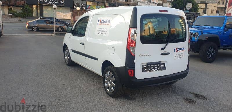 Renault Kangoo (van ) 2016 from suisse AC manuel like new 4