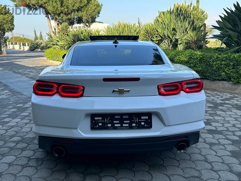 Chevrolet Camaro 2019 16