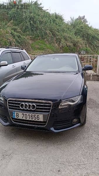 Audi A4 2011 1