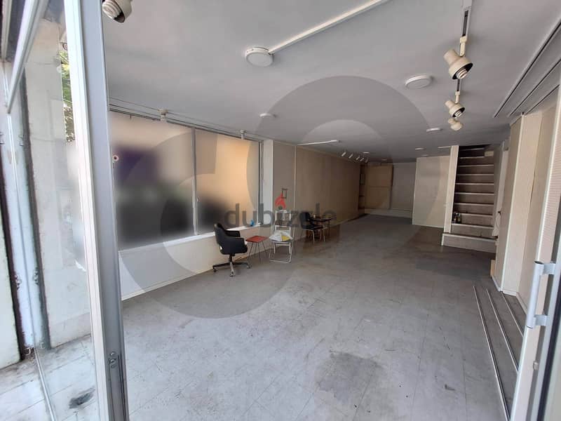 100sqm SHOP for rent in mar mkhayel jemayze/الجميزة REF#JR108980 1