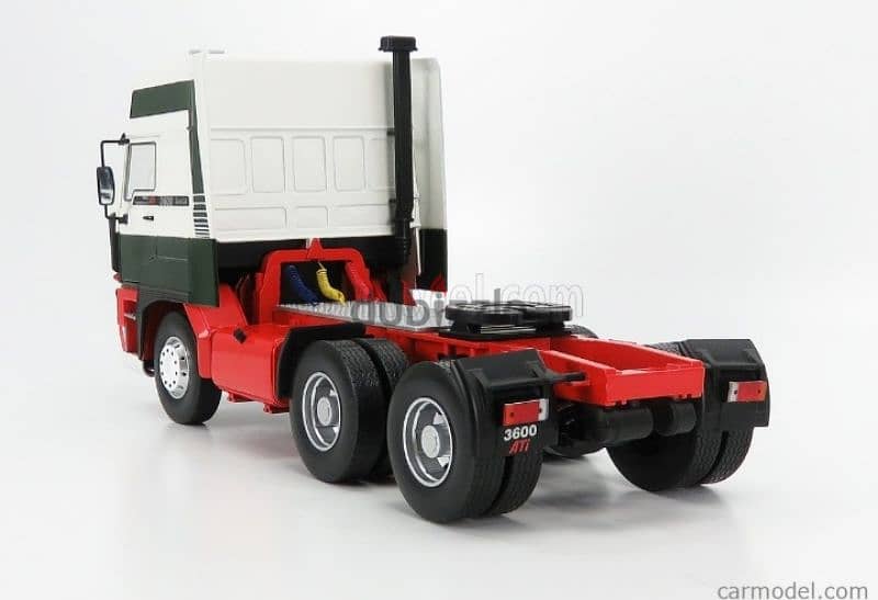 DAF 3600 SpaceCab 1986 Truck diecast car model 1;18 2