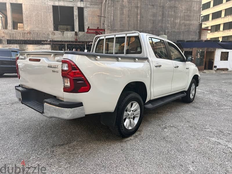 Toyota Hilux 2017 3