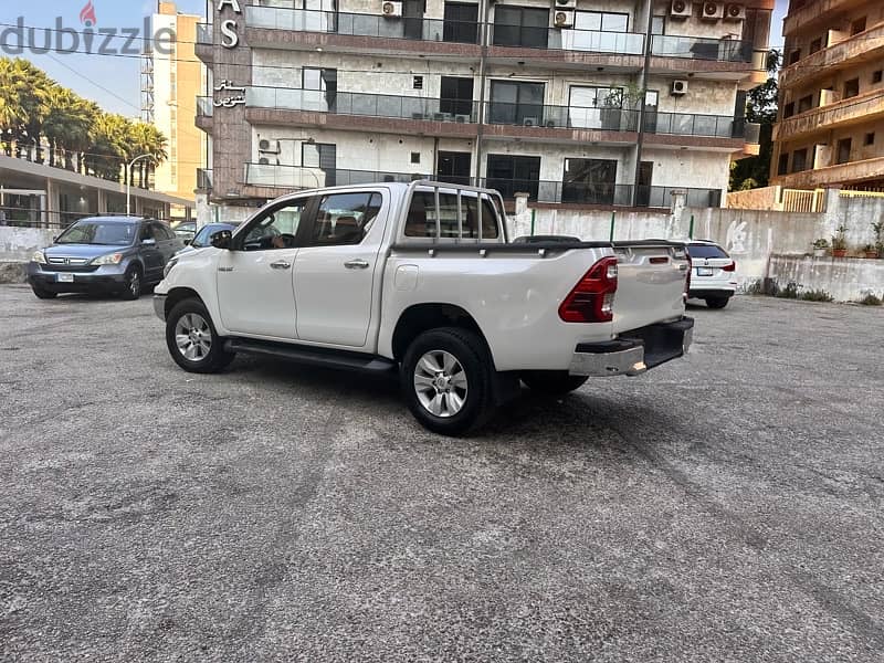 Toyota Hilux 2017 8