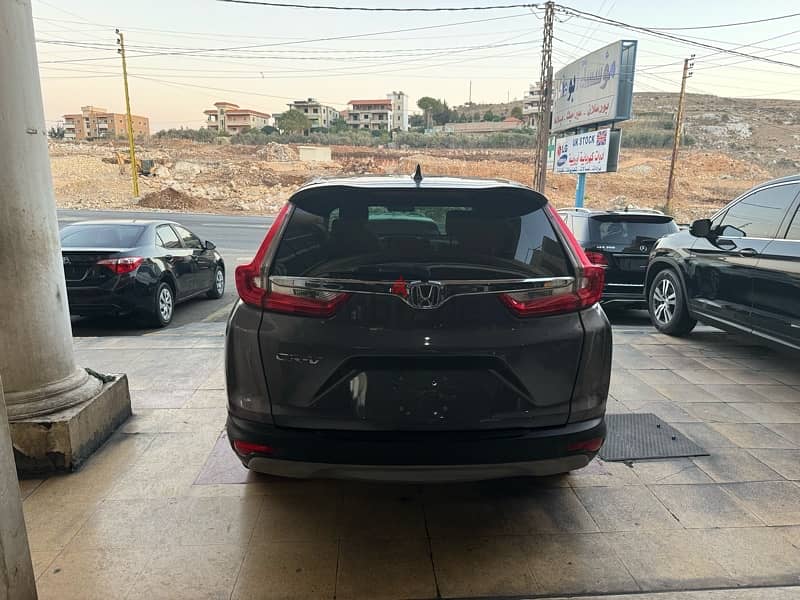 Honda CR-V 2017, super clean, full options, makfoul (03/689315) 5