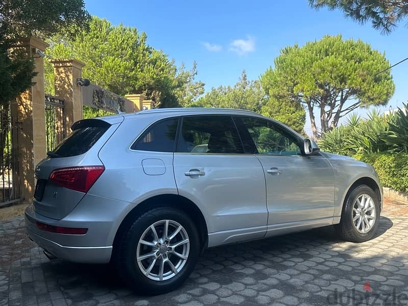 Audi Q5 2010 4