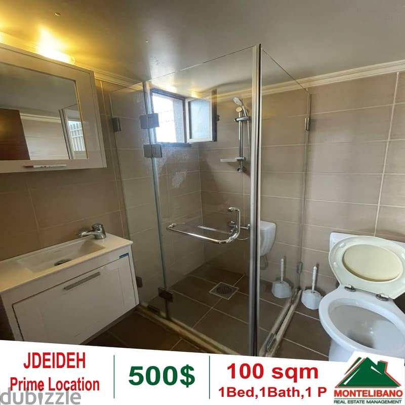 Roof for rent in Jdeideh With a Prime Location!! 4