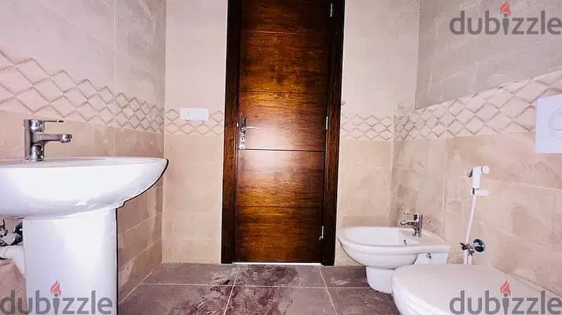 Ramlet El Bayda Prime + Sea View , GYM , POOL (550Sq) 4 Beds (JN-110) 4