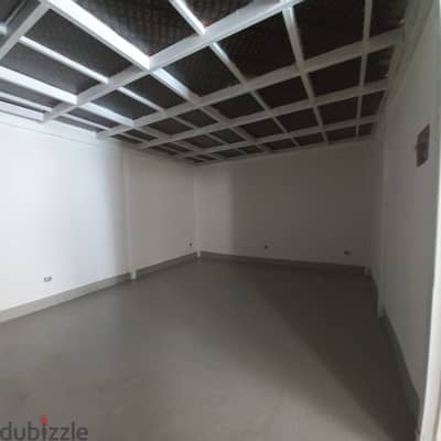 Shop with qanaters in Zalka for sale